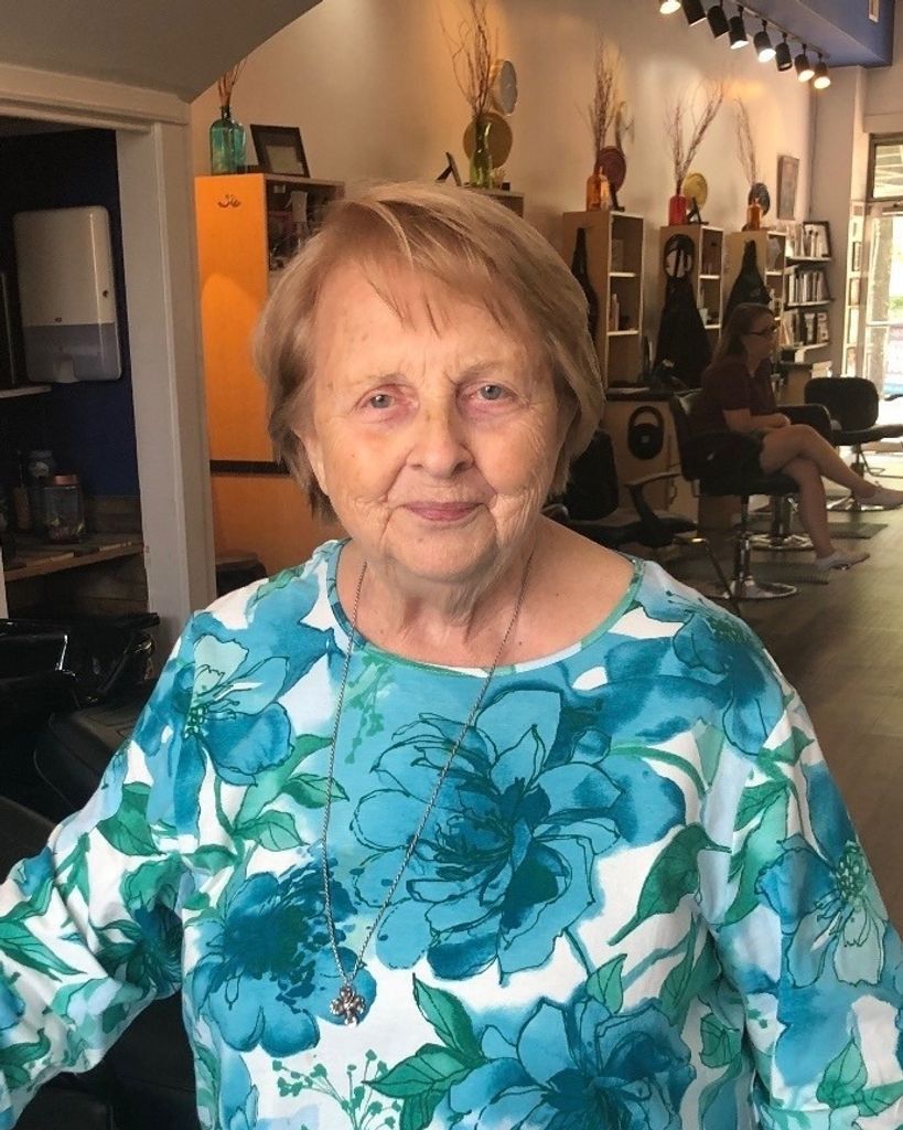 Carolyn Riddle Strickland