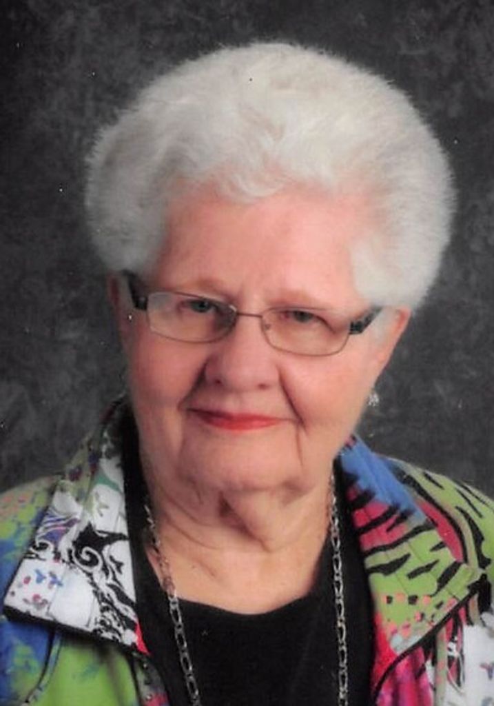 Katherine Lou Robinson Profile Photo