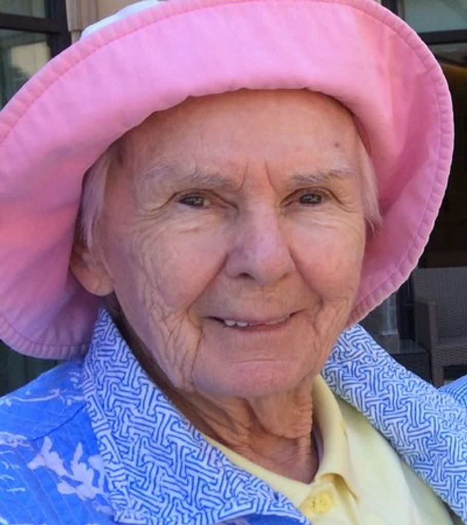 Philomena "Fee" Flando