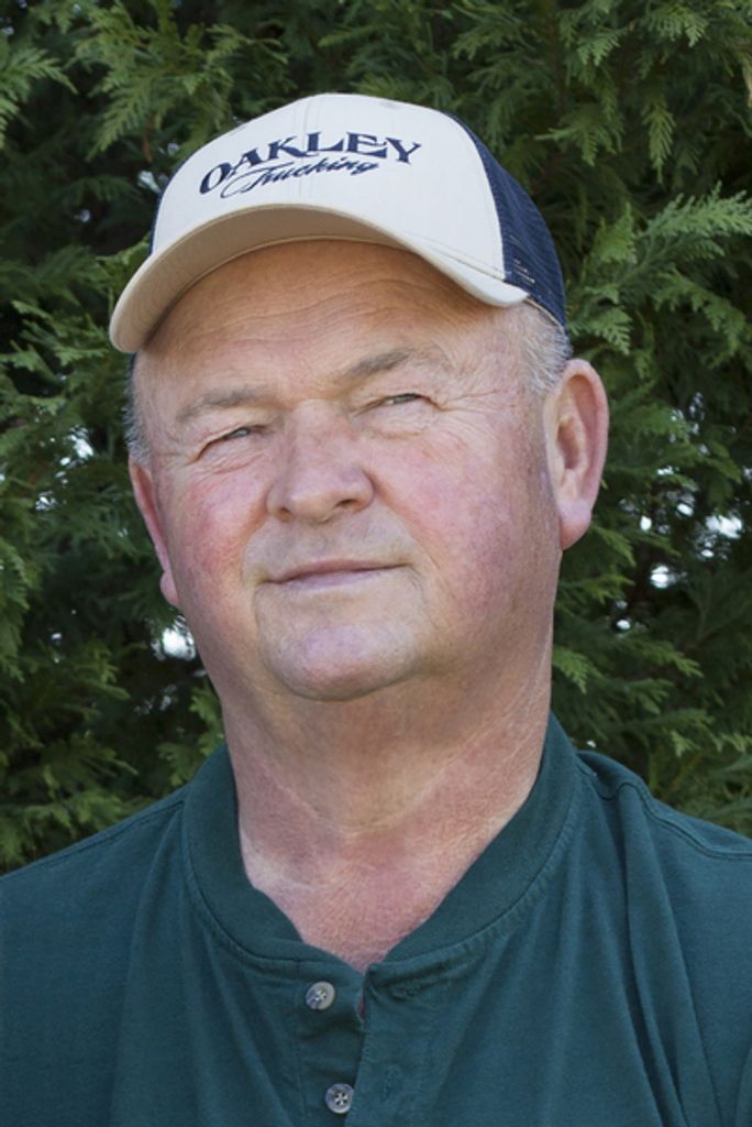 Chat A White Profile Photo