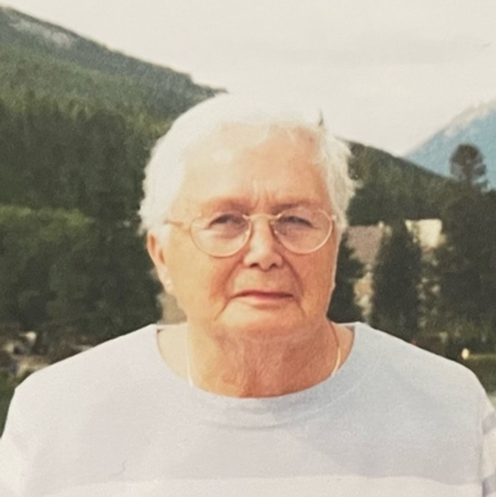 Mary Georgeina Field Rn