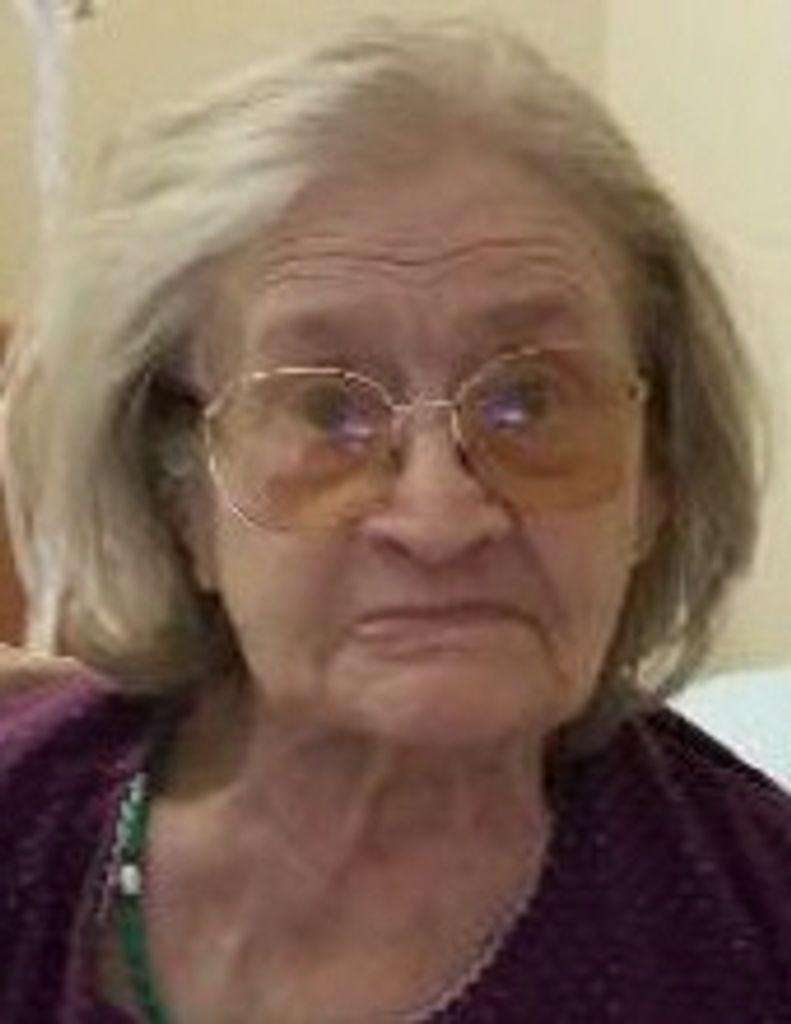 Lorraine Cecile Thomas