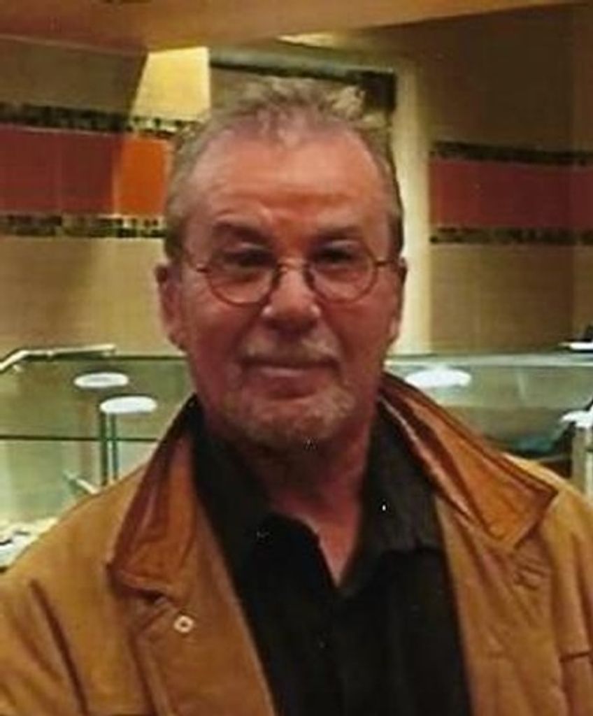 Thomas Trichell Profile Photo