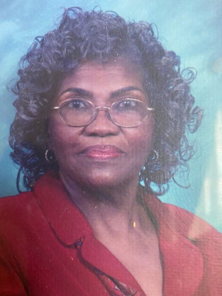 Edna Bivens