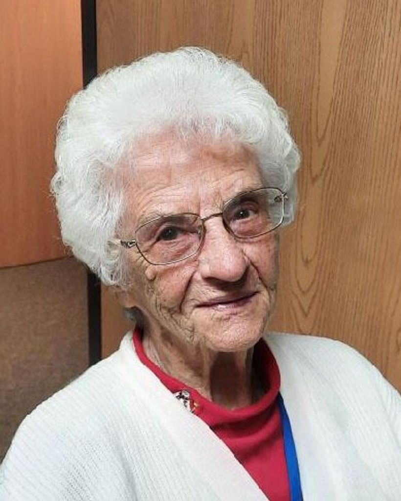 Viola "Vi" Lucille Amdahl Wangberg