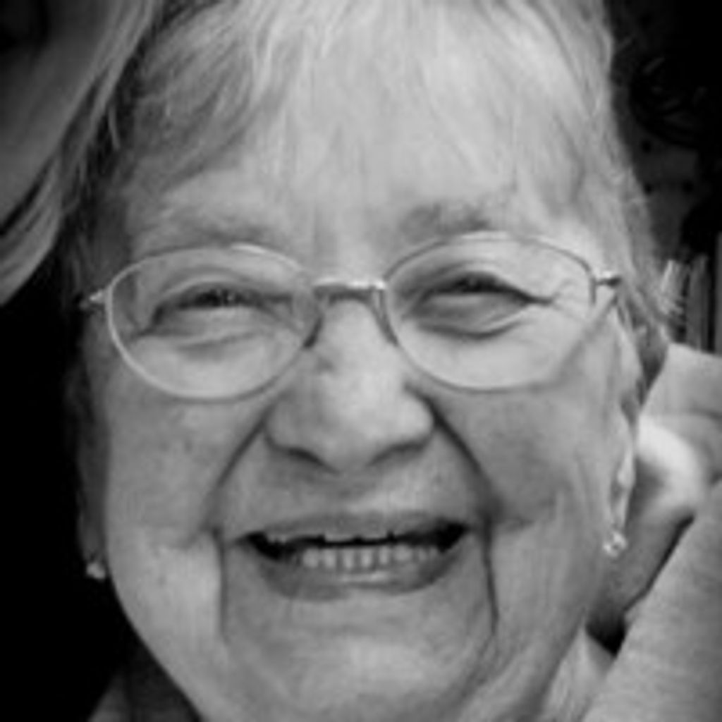 Lois Jean (Engesser) Roggow