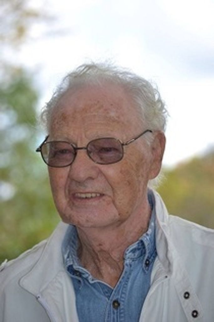 Charles Dean Ellis Profile Photo