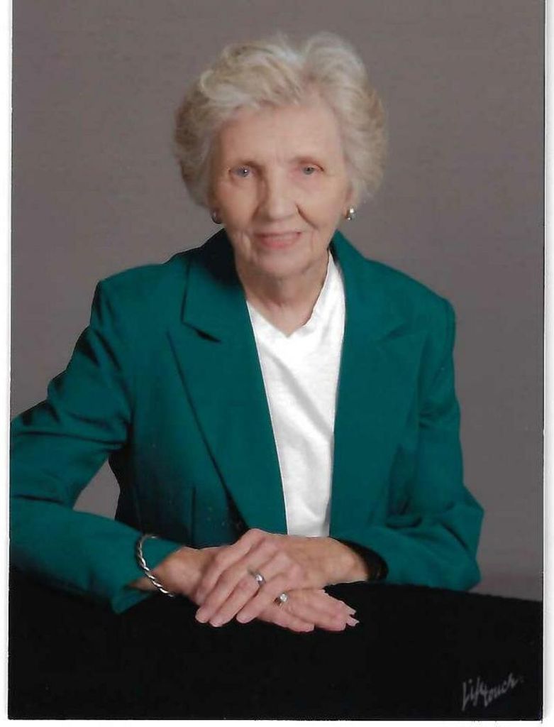 Carolyn Moore Mcgee