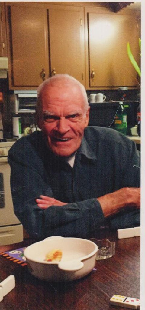 Isaac Platt Hand Profile Photo