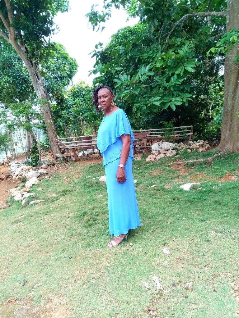 Viola Ionie Webb Profile Photo