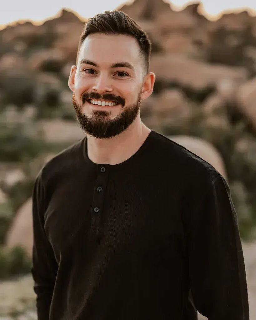 Dustin Harvey Young Profile Photo