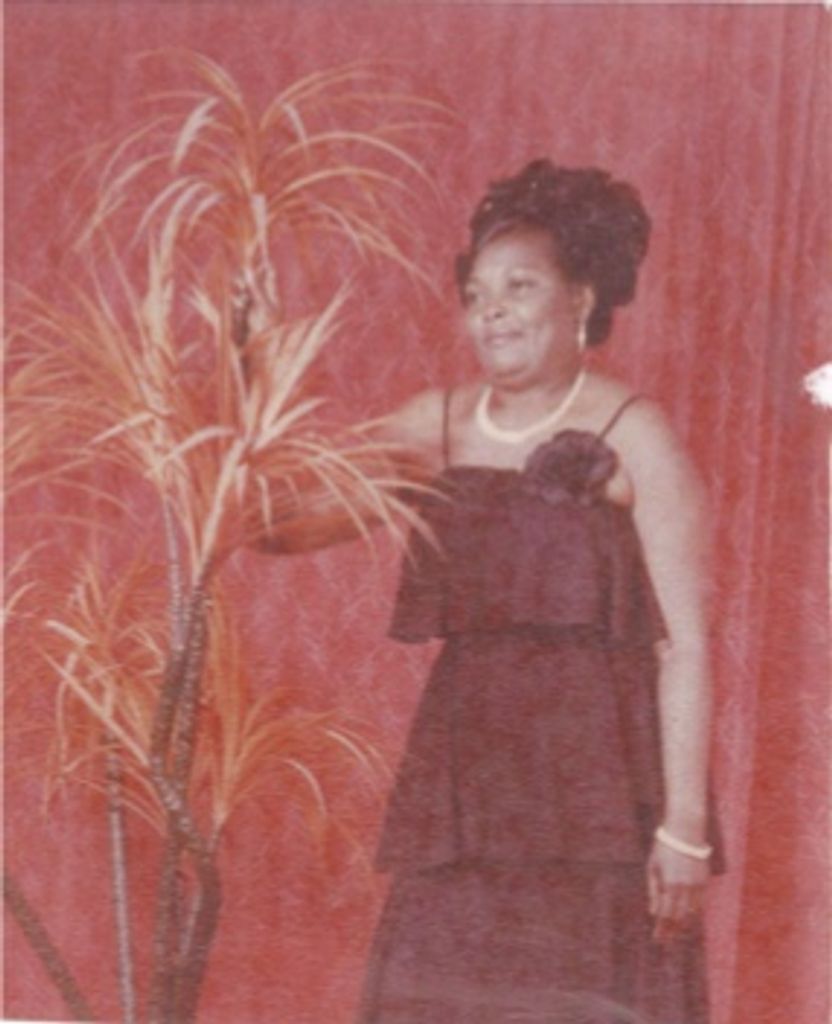 Andrea Destinobles Profile Photo
