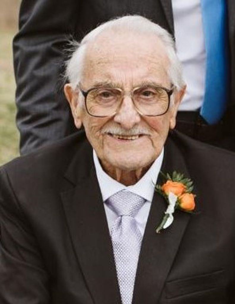Joseph Mazzuca Profile Photo