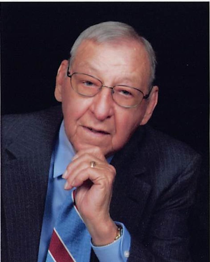 Edgbert Lee Lovell Profile Photo