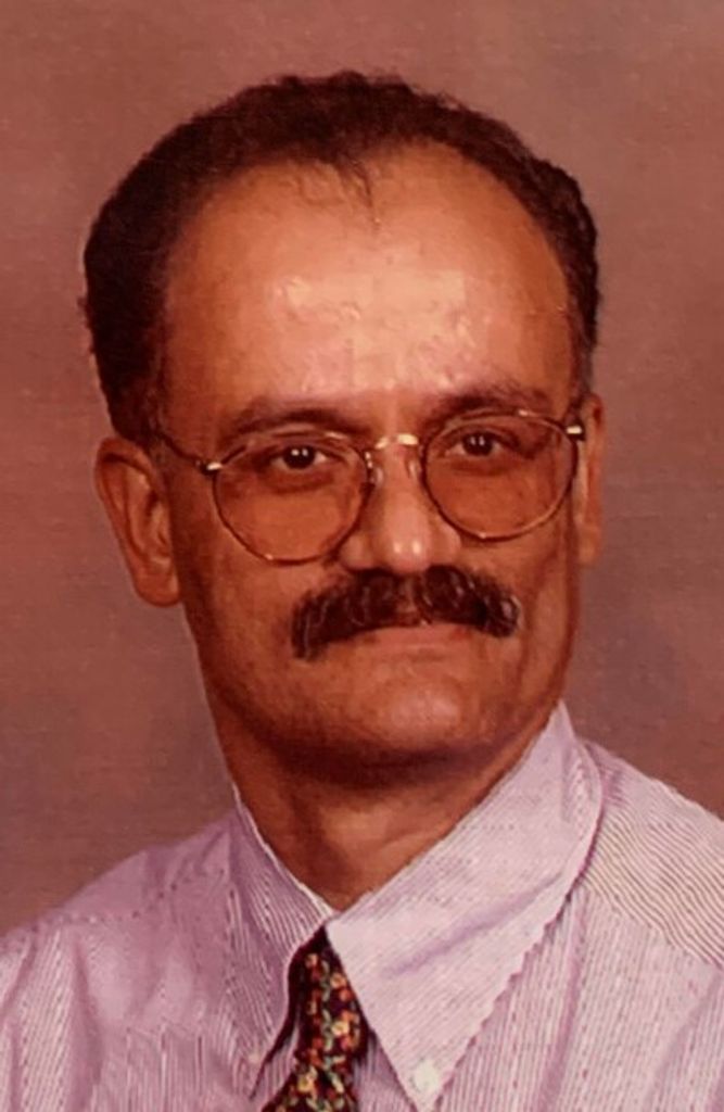 Hipolito Lagares Jr. Profile Photo