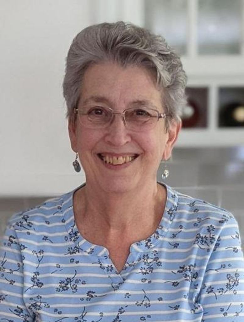 Marianne Helen Peters Profile Photo