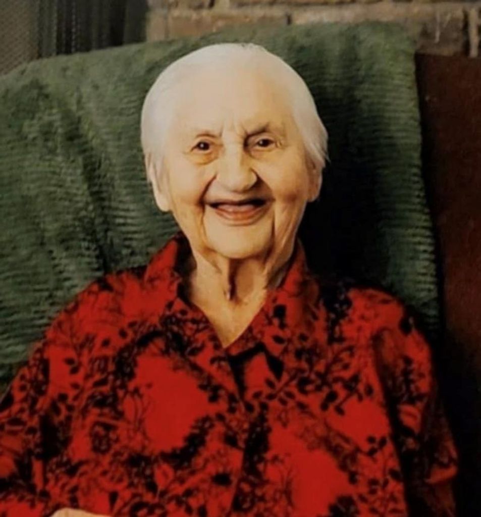 Julia "Julie" (Stahl) Diede Profile Photo