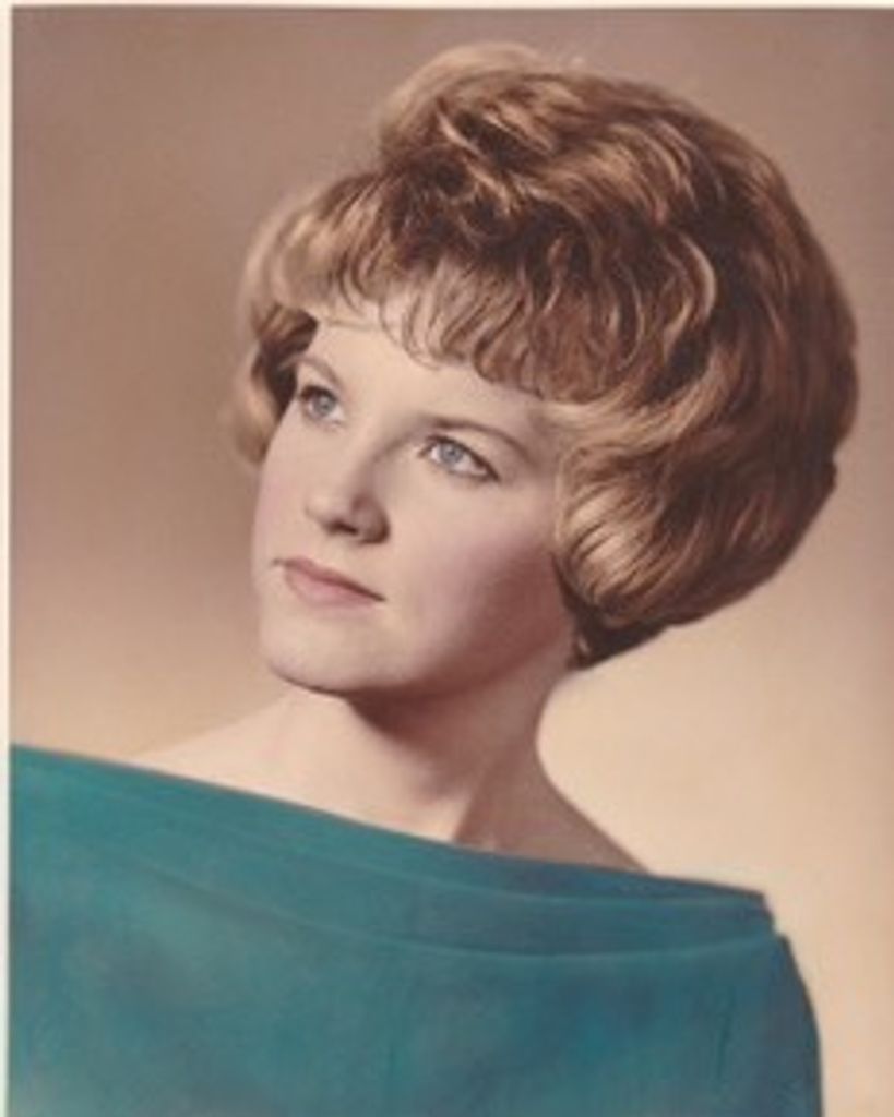 Martha Mensik Profile Photo