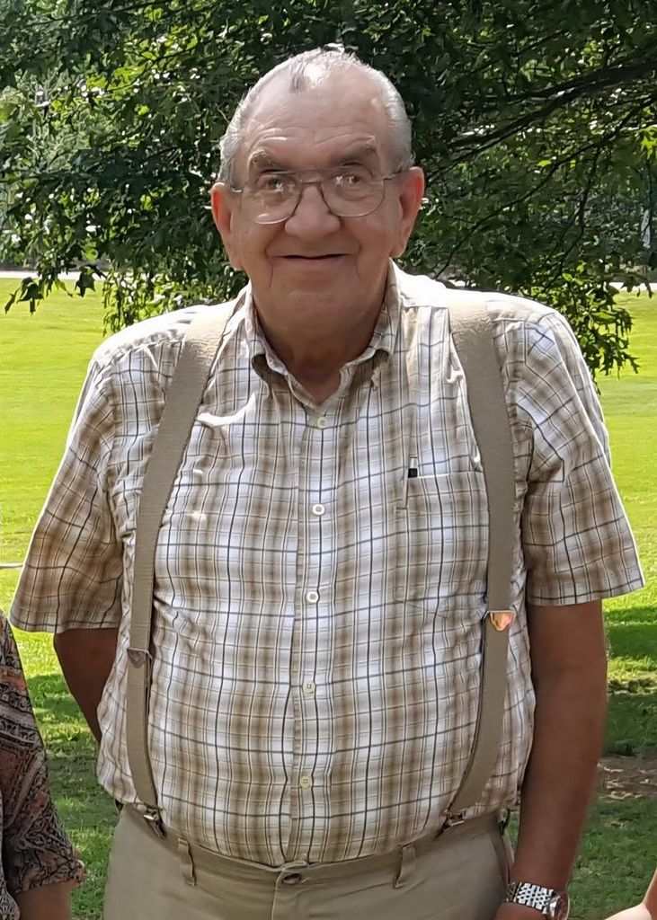 Lawrence Dovers Light Profile Photo