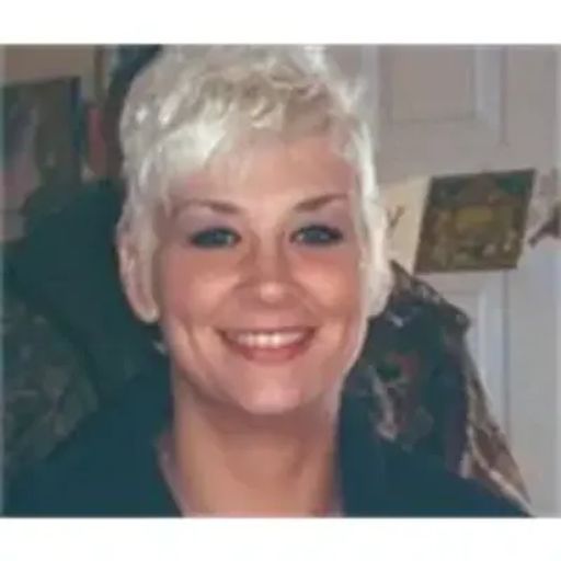 Amanda Lyons Profile Photo