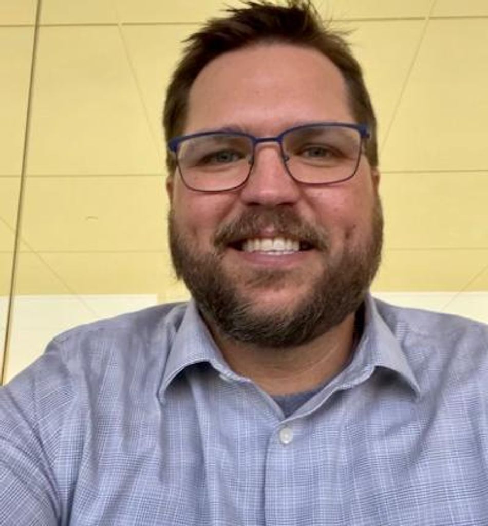 Christopher "Chris" Charles Wells Profile Photo