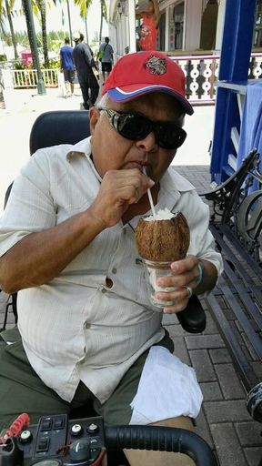 Eduardo C. Luna photo gallery thumbnail 93 of 184