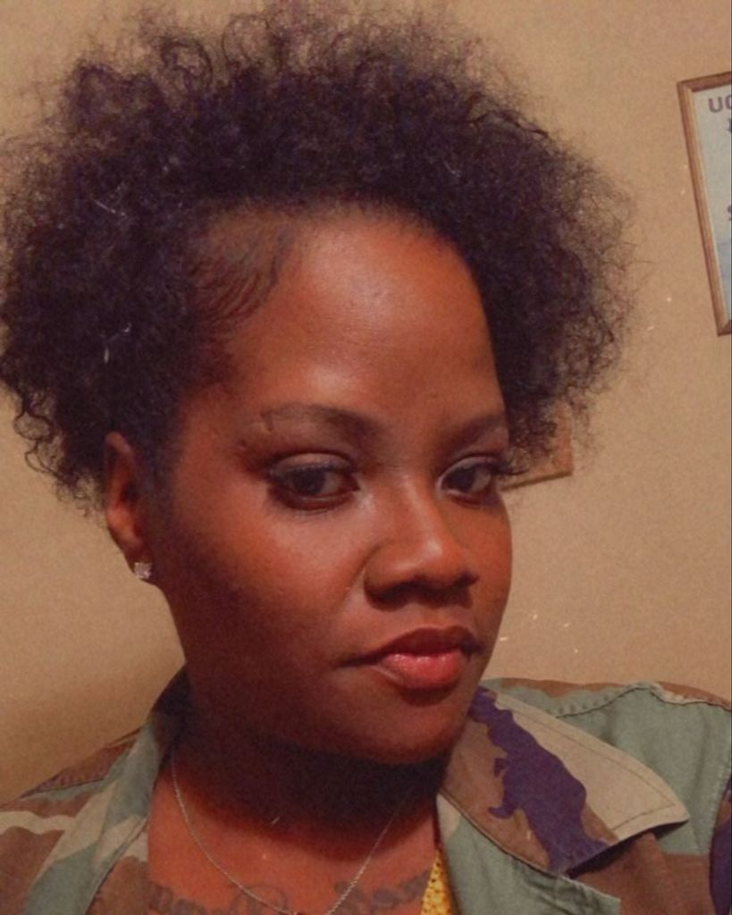 Micquelyn "QuilaMac" Johnson Profile Photo