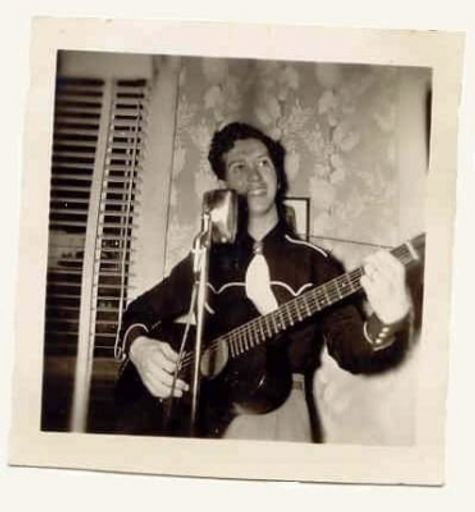 Frank Jewell Fox Profile Photo