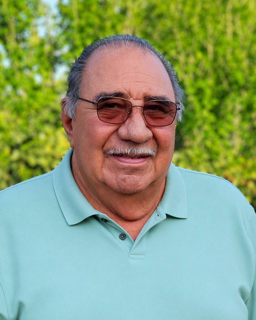 Robert Ike Sandoval