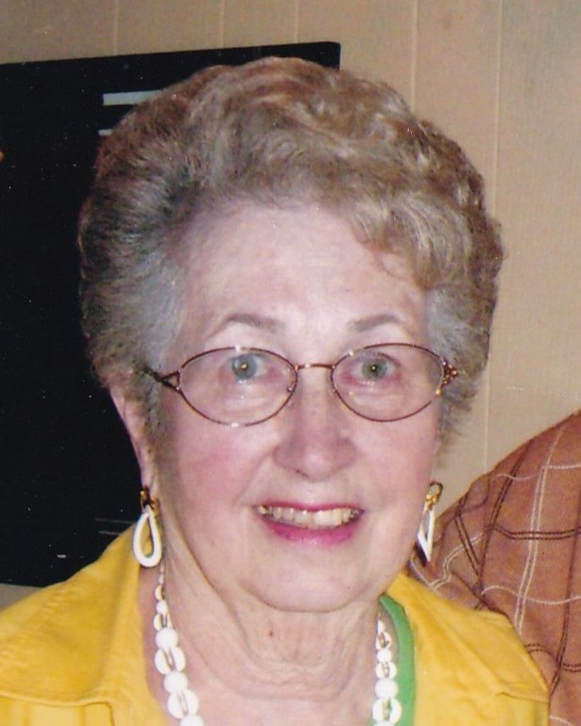 Anna Mae Tykwinski Profile Photo