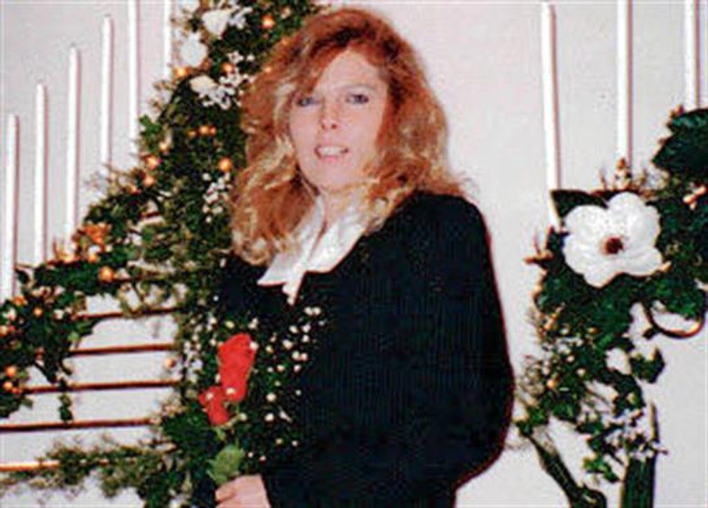 Peggy M Benton