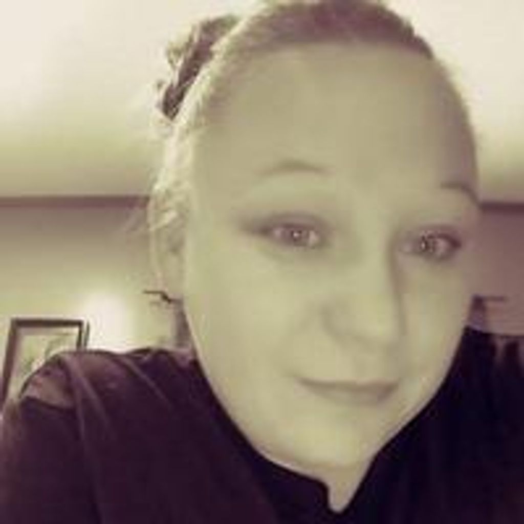 Sarah R. Lamora Profile Photo