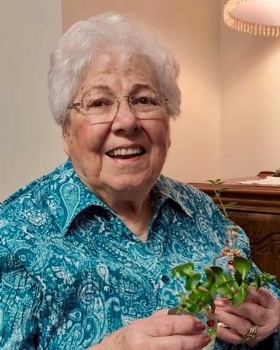 Vernelda Leona Edwards's obituary image