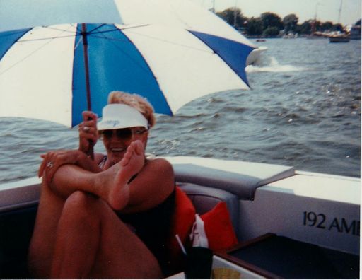 Audrey Mcdowell photo gallery thumbnail 4 of 54