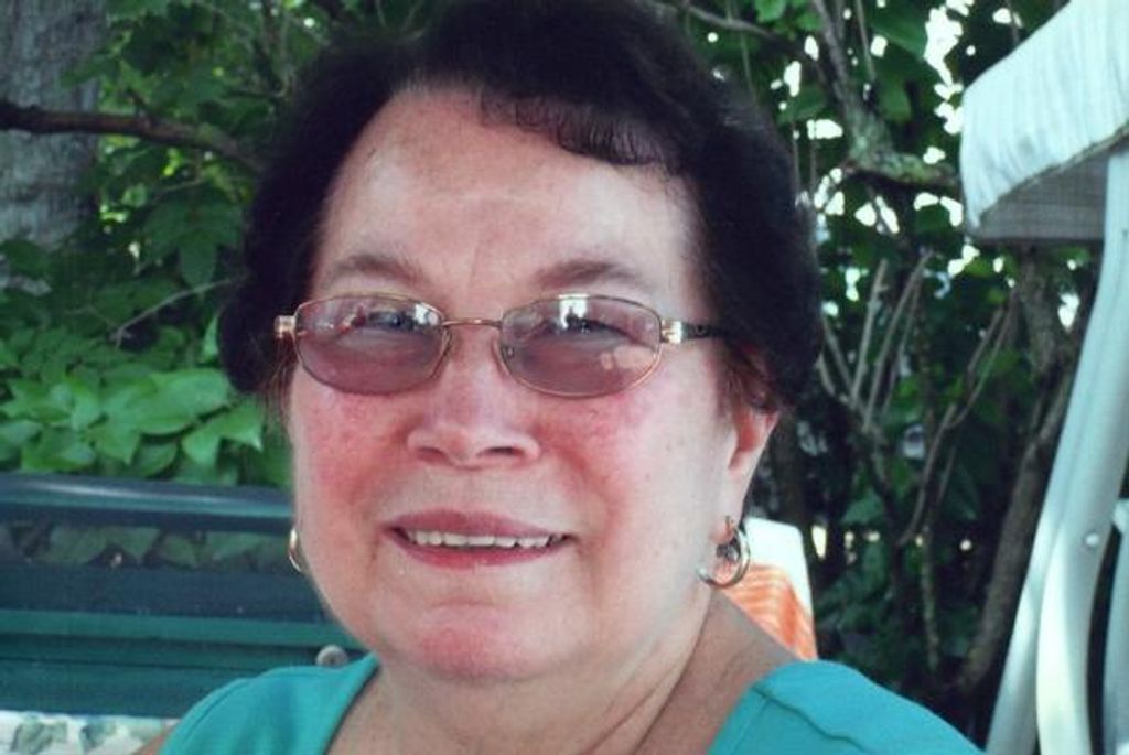 Sarah Louise Whelan Profile Photo