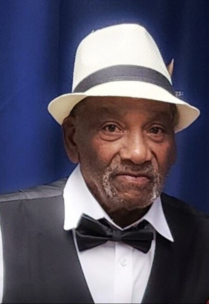 Hector Manuel Lebron Profile Photo