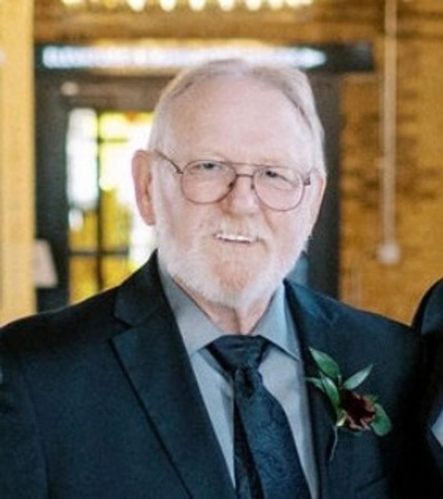 Larry Edward Lewellyn Profile Photo
