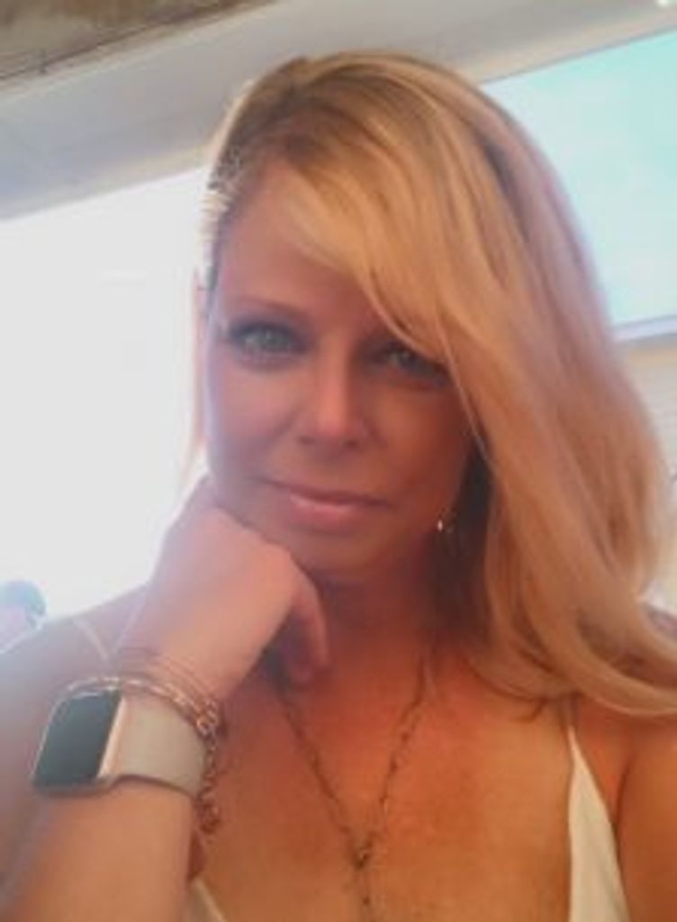 Carla Clemens Warner Profile Photo