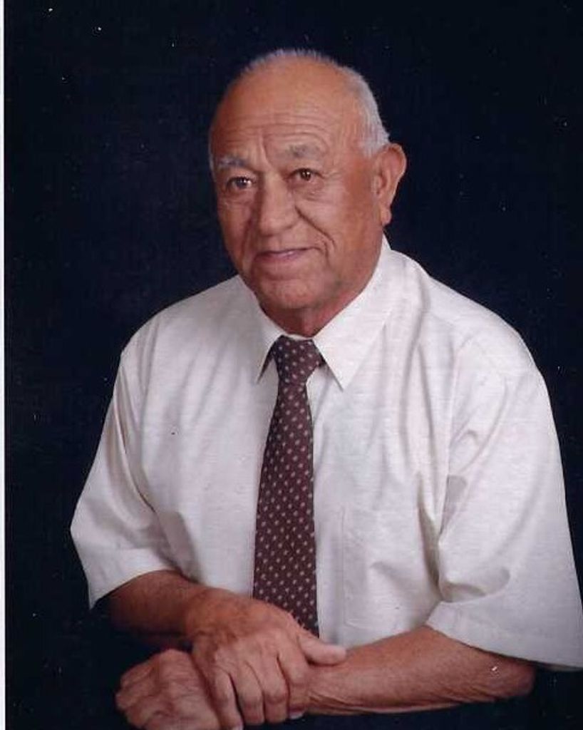 Isael Perez Profile Photo