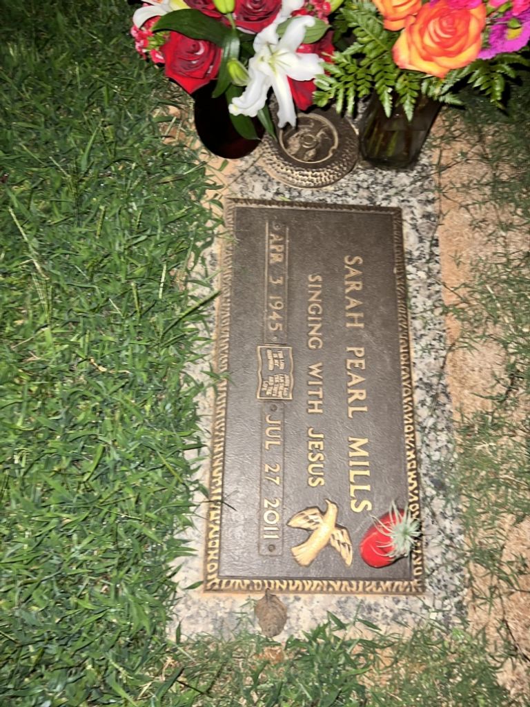 Clarence Mills Profile Photo