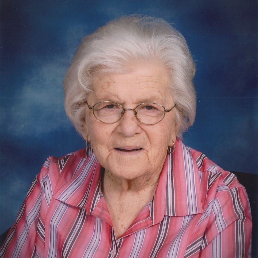 Louise (Walker)  Gunner