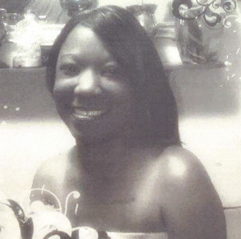 Mahalia  Roeshell Flowers