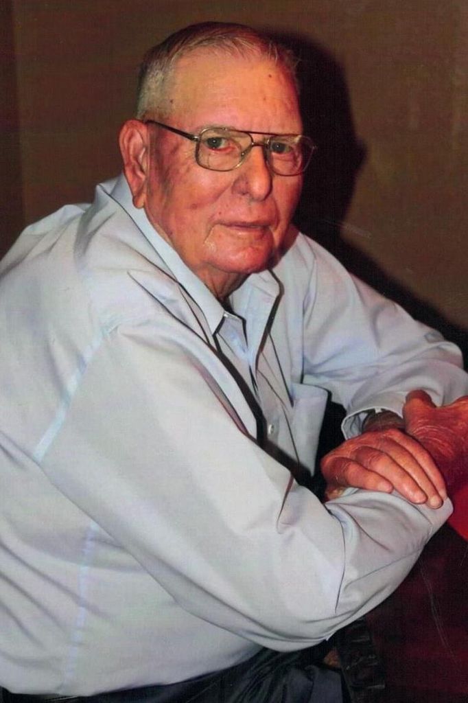 Arnold  D Winn