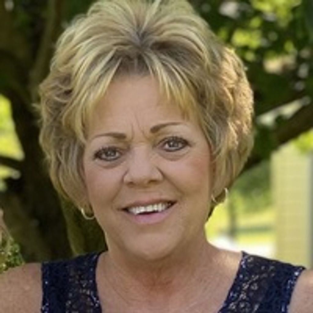 Neysa Ann Lazor Profile Photo