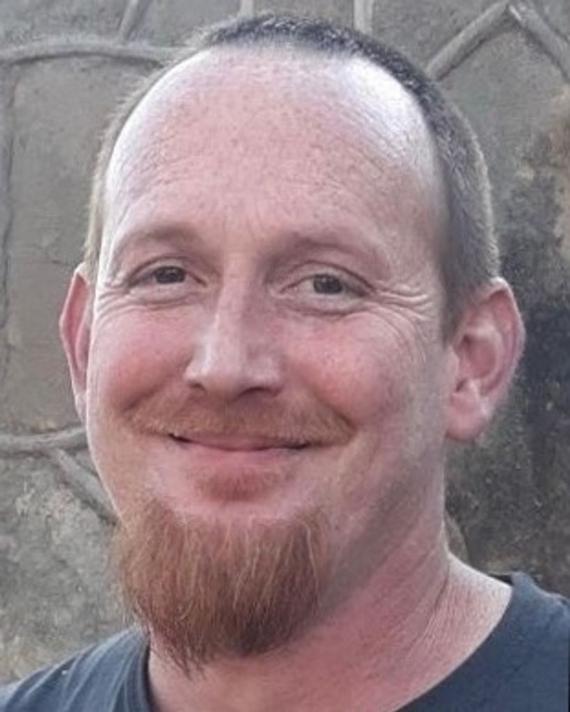 Matthew (L-Mo) Bond Profile Photo