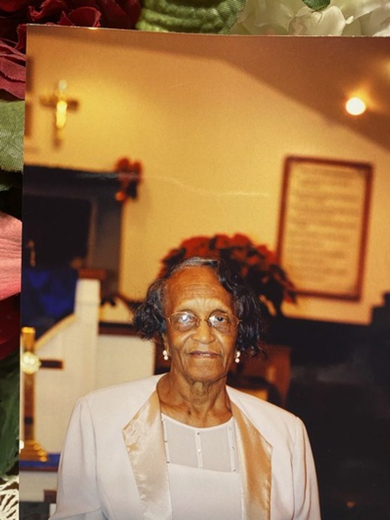 Willie Mae Sanders Profile Photo
