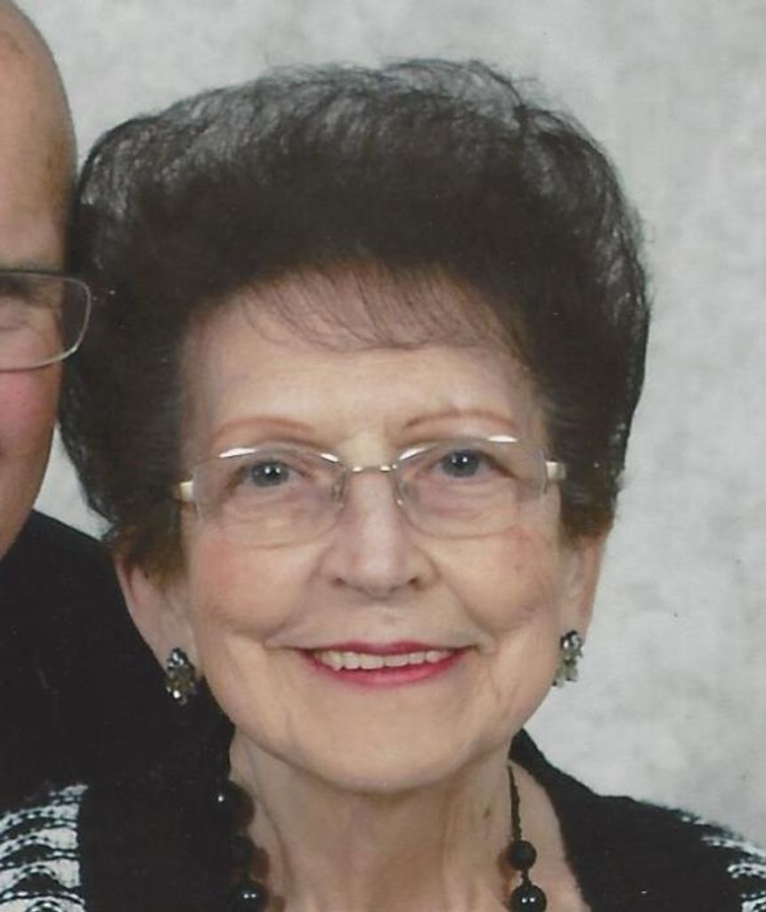 Eva Mae (Allison)  Strenski