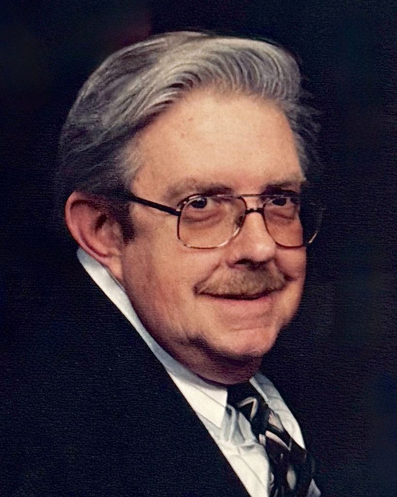 Michael Stephen Lucas Profile Photo