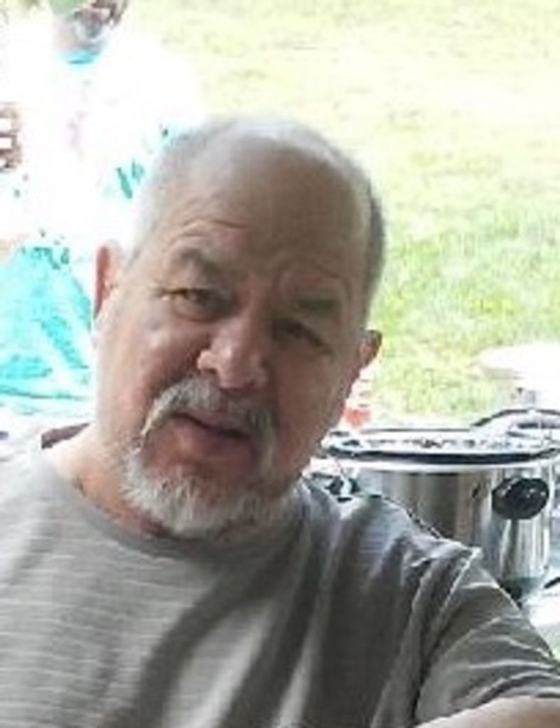 Robert J. Canchola Profile Photo