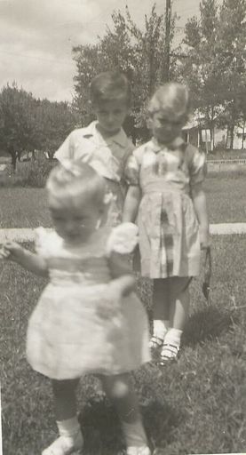 Alene H. Halcomb photo gallery thumbnail 22 of 269